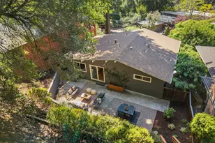 6728 Aitken Dr, Oakland, CA 94611 - Photo 41