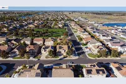 1688 Wilde Dr, Discovery Bay, CA 94505 - Photo 33