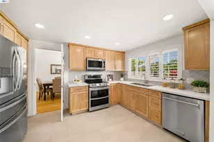 3136 Cranwood Ct, Pleasanton, CA 94588 - Photo 15