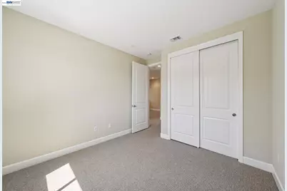 122 Creek View Cir, Fairfield, CA 94533 - Photo 37