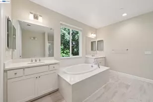 122 Crk Vw Cir, Fairfield, CA 94533 - Photo 27