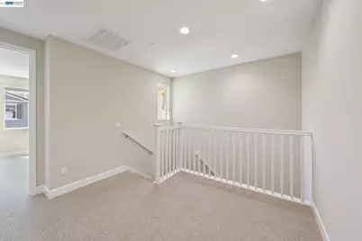 122 Creek View Cir, Fairfield, CA 94533 - Photo 17