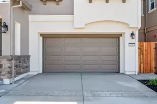 122 Crk Vw Cir, Fairfield, CA 94533 - Photo 5