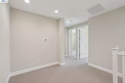 122 Creek View Cir, Fairfield, CA 94533 - Photo 19