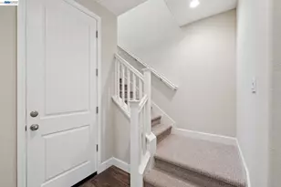 122 Crk Vw Cir, Fairfield, CA 94533 - Photo 17