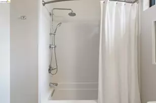 2010 Ninth St, Berkeley, CA 94710 - Photo 45