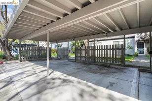 91 Emery Bay Dr, Emeryville, CA 94608 - Photo 37