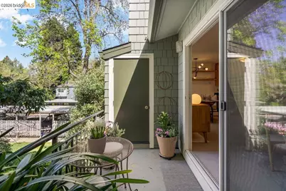 91 Emery Bay Dr, Emeryville, CA 94608 - Photo 13