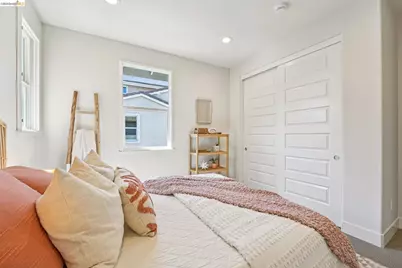 2770 Bette St, Alameda, CA 94501 - Photo 37