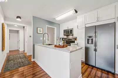 199 Montecito Ave #301, Oakland, CA 94610 - Photo 11