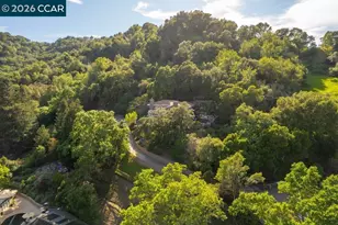 14 Springhill Ln, Lafayette, CA 94929 - Photo 53