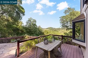 14 Springhill Ln, Lafayette, CA 94929 - Photo 15