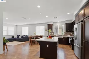 5659 Daylily St, Newark, CA 94560 - Photo 5