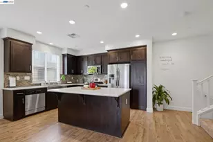 5659 Daylily St, Newark, CA 94560 - Photo 7