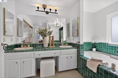 35587 Reymouth Dr, Newark, CA 94560 - Photo 25