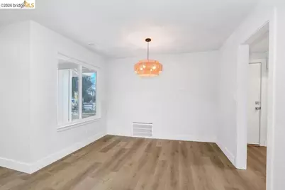 1060 Woodglen Dr, Oakley, CA 94561 - Photo 13