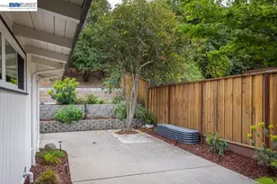 18650 Center St, Castro Valley, CA 94546 - Photo 25