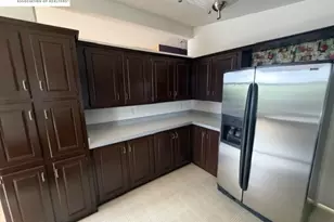 23 Palm Dr, Union City, CA 94587 - Photo 7