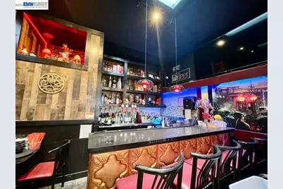 366 8th St, Oakland, CA 94607 - Photo 5