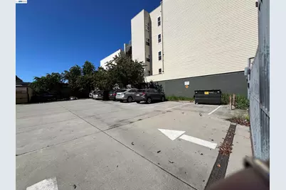273 9th St, Oakland, CA 94607 - Photo 11