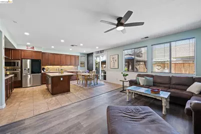 2350 Winchester Loop, Discovery Bay, CA 94505 - Photo 15