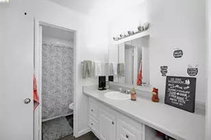 1066 San Miguel Rd, Concord, CA 94518 - Photo 31