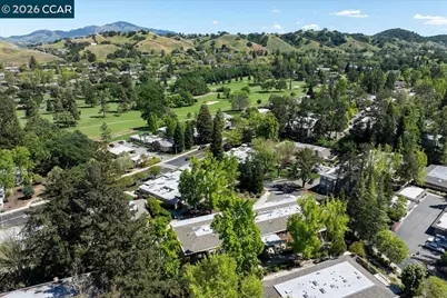 1112 Rockledge Ln #6, Walnut Creek, CA 94595 - Photo 3