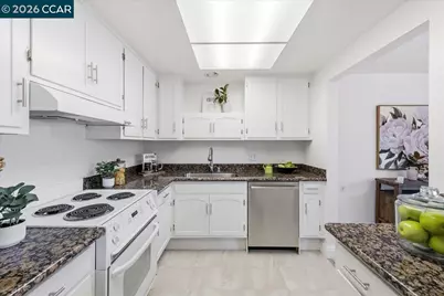 1112 Rockledge Ln #6, Walnut Creek, CA 94595 - Photo 17