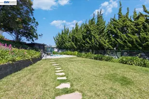 19100 Crest Ave, Castro Valley, CA 94546 - Photo 25