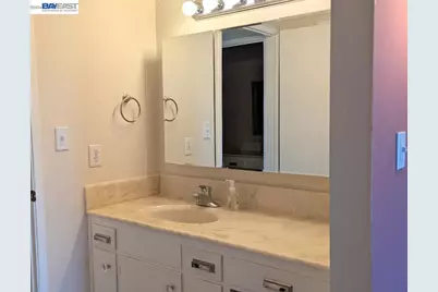 19100 Crest Ave #24, Castro Valley, CA 94546 - Photo 17