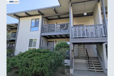 19100 Crest Ave #24, Castro Valley, CA 94546 - Photo 1