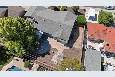 1724 Carriage Dr, Walnut Creek, CA 94598 - Photo 57