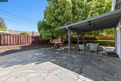 1724 Carriage Dr, Walnut Creek, CA 94598 - Photo 41