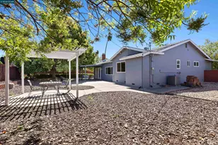 1724 Carriage Dr, Walnut Creek, CA 94598 - Photo 53