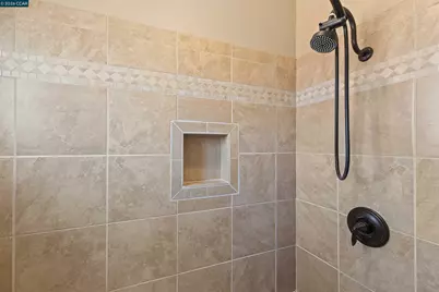 1724 Carriage Dr, Walnut Creek, CA 94598 - Photo 35