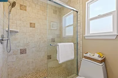 1724 Carriage Dr, Walnut Creek, CA 94598 - Photo 39