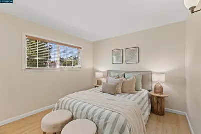 1724 Carriage Dr, Walnut Creek, CA 94598 - Photo 27