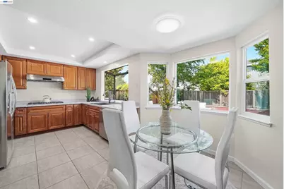 33646 Whimbrel Rd, Fremont, CA 94555 - Photo 13