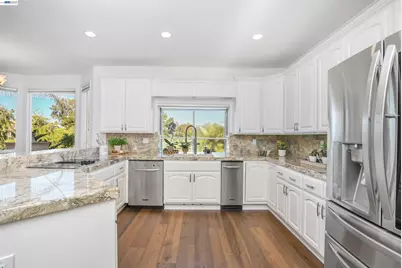 1001 Saint Andrews Dr, Discovery Bay, CA 94505 - Photo 15