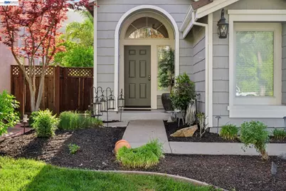 2426 Tapestry Way, Pleasanton, CA 94566 - Photo 3