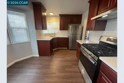 2100 94th Avenue, Oakland, CA 94603 - Photo 13