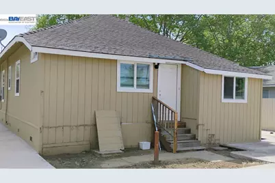 742 4th St, Hollister, CA 95023 - Photo 5