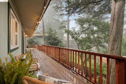 18 North Cir, Oakland, CA 94611 - Photo 31