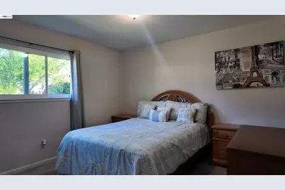 9957 Nebula Way, Sacramento, CA 95827 - Photo 9