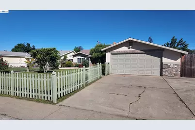 9957 Nebula Way, Sacramento, CA 95827 - Photo 3