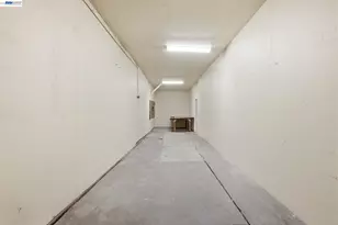 84 Oakes Blvd, San Leandro, CA 94577 - Photo 49