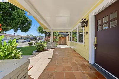 84 Oakes Blvd, San Leandro, CA 94577 - Photo 5