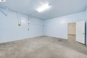 84 Oakes Blvd, San Leandro, CA 94577 - Photo 45