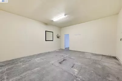 84 Oakes Blvd, San Leandro, CA 94577 - Photo 47