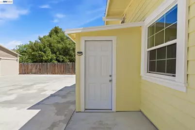 84 Oakes Blvd, San Leandro, CA 94577 - Photo 51